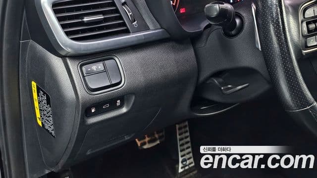 Kia K5 2세대 Prestige, 2016 17