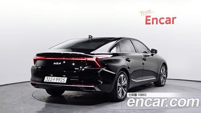 Kia K8 гибрид Signature, 2022 2