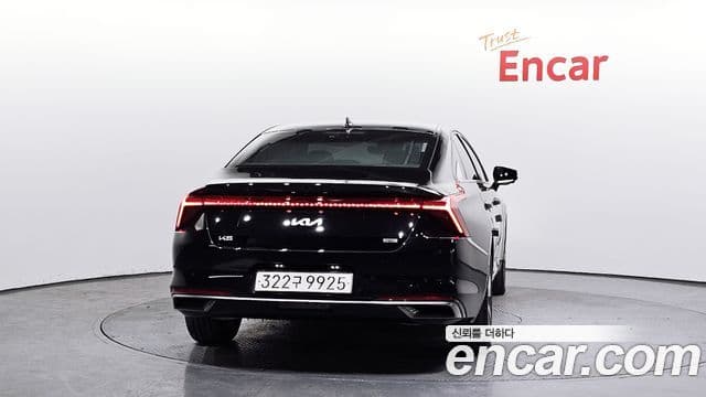 Kia K8 гибрид Signature, 2022 4