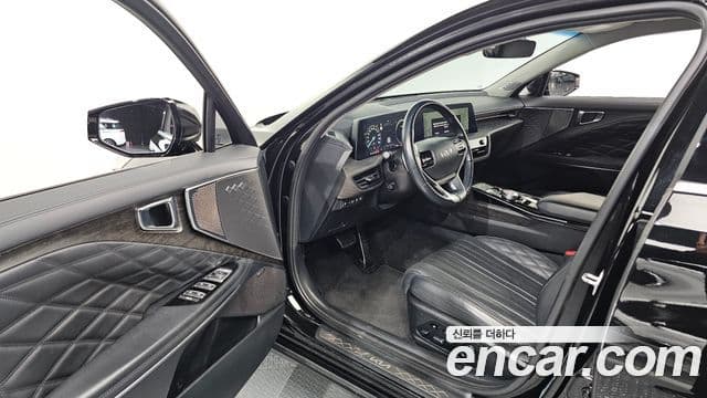 Kia K8 гибрид Signature, 2022 10