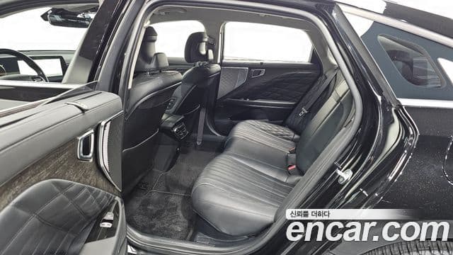 Kia K8 гибрид Signature, 2022 11