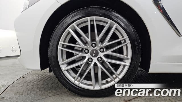 Genesis G70 Elite, 2020 все фото