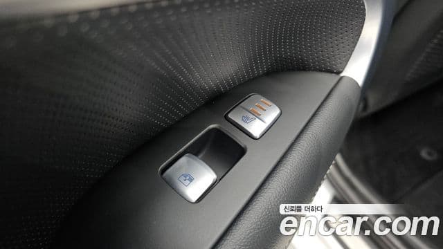 Genesis G70 Elite, 2020 19