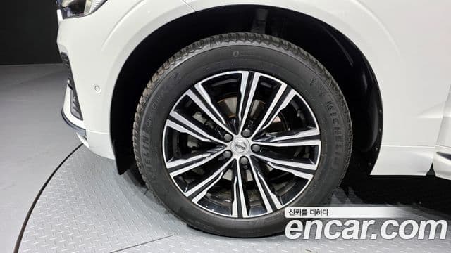 Volvo XC60 2세대 B5 Inscription, 2022 все фото