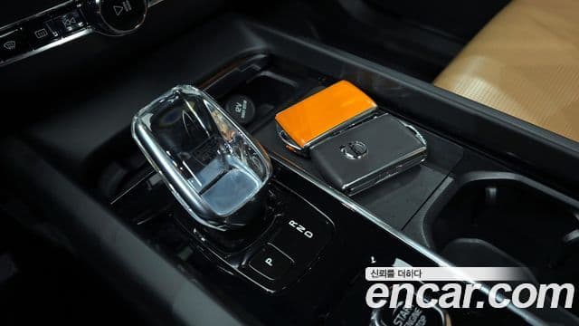 Volvo XC60 2세대 B5 Inscription, 2022 9
