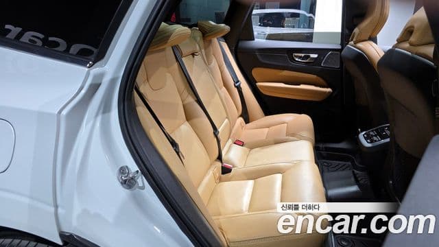 Volvo XC60 2세대 B5 Inscription, 2022 12
