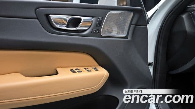Volvo XC60 2세대 B5 Inscription, 2022 18
