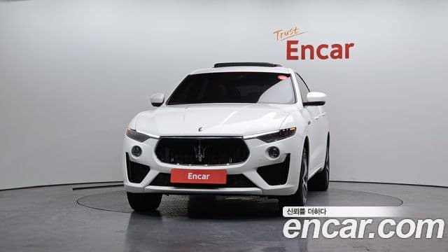 Maserati Levante 3.8 GTS AWD, 2020 3