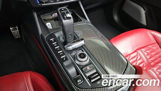 Maserati Levante 3.8 GTS AWD, 2020 9