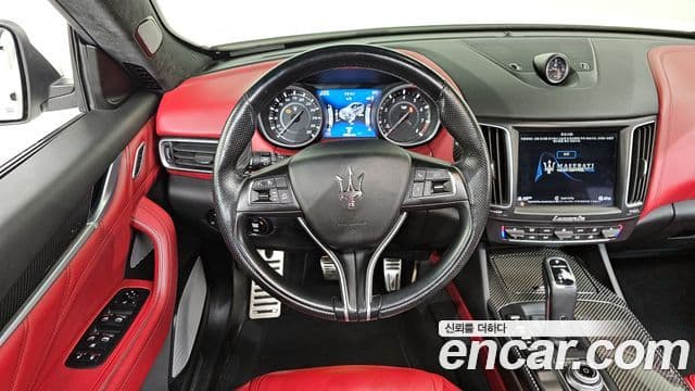 Maserati Levante 3.8 GTS AWD, 2020 13