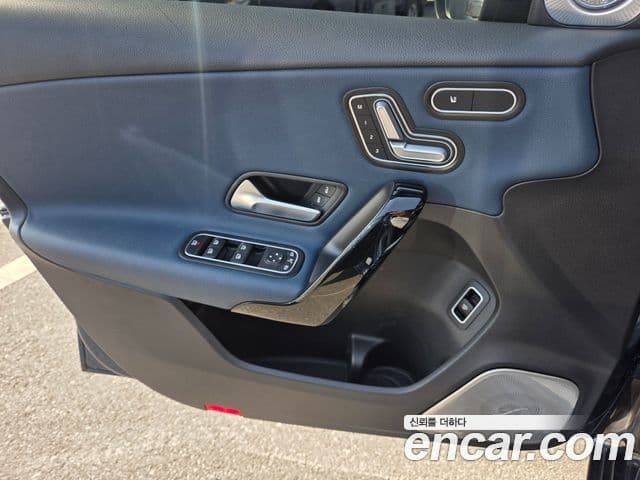 Mercedes-Benz A-класс W177 A220 седан, 2020 16