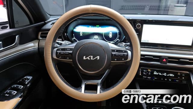 Kia K5 гибрид 3세대 Noblesse, 2023 13