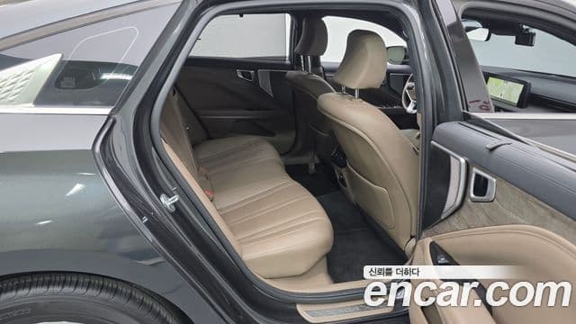 Kia K8 гибрид Noblesse, 2022 12