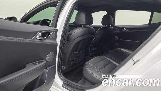 Kia 스팅어 GT, 2019 17