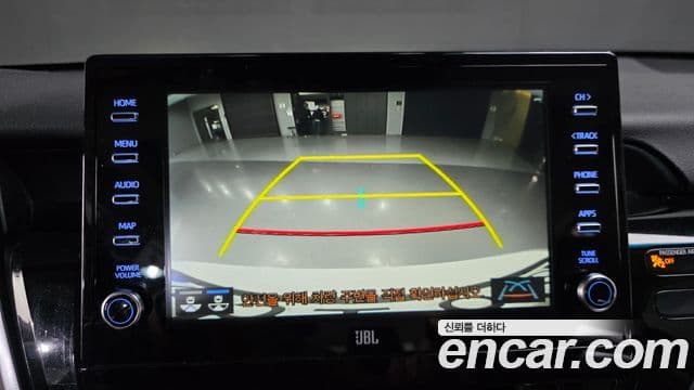 Toyota 캠리 (XV70) 2.5 XLE гибрид, 2024 16