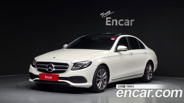 Mercedes-Benz E-класс W213 Avantgarde, 2019 1