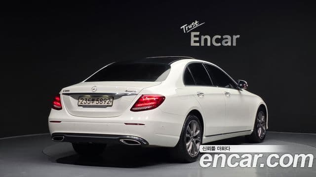 Mercedes-Benz E-класс W213 Avantgarde, 2019 2