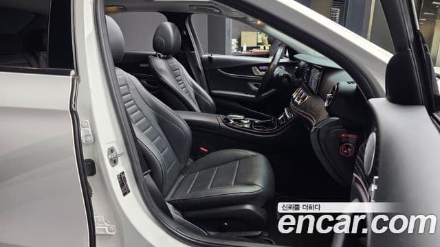 Mercedes-Benz E-класс W213 Avantgarde, 2019 11