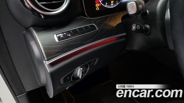 Mercedes-Benz E-класс W213 Avantgarde, 2019 19