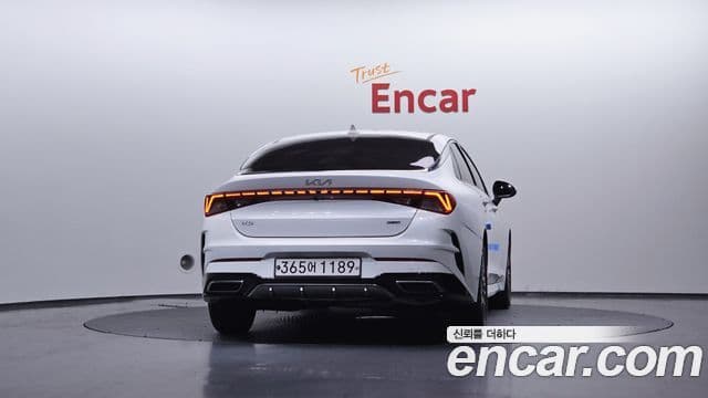 Kia K5 гибрид 3세대 Prestige, 2023 4