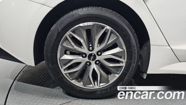 Kia K5 гибрид 3세대 Prestige, 2023 все фото