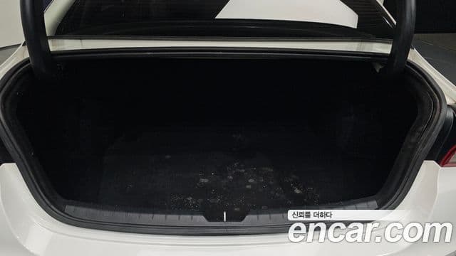 Kia K5 гибрид 3세대 Prestige, 2023 20