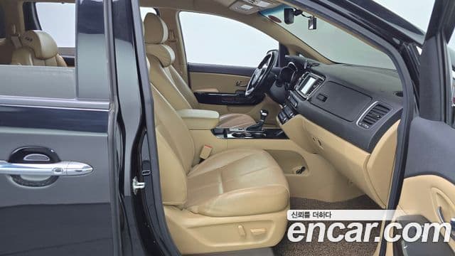 Kia The / новый New Carnival Noblesse, 2019 11