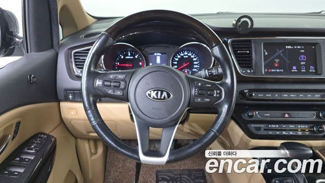 Kia The / новый New Carnival Noblesse, 2019 13