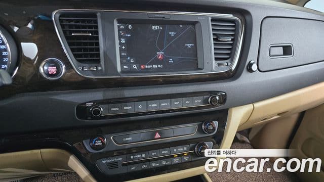 Kia The / новый New Carnival Noblesse, 2019 14