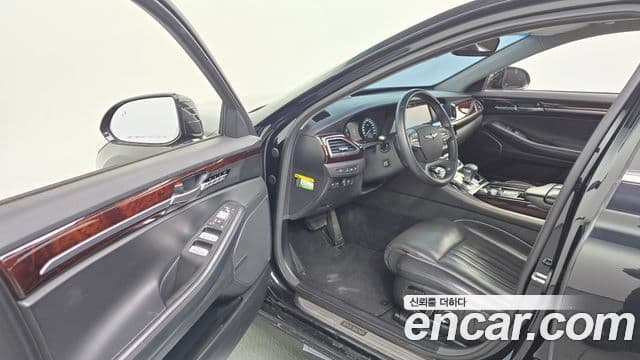 Genesis EQ900 Prestige, 2016 10