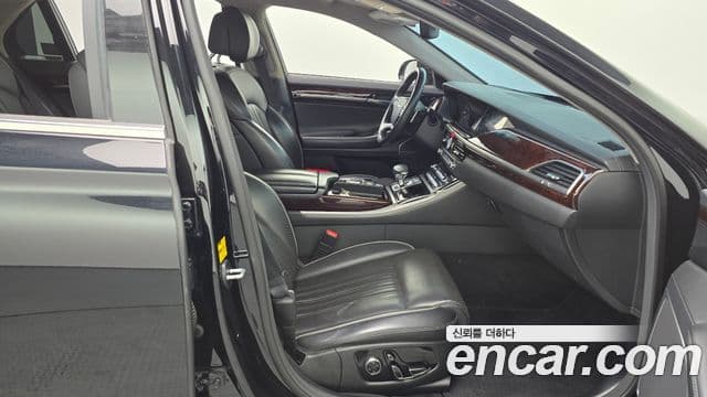 Genesis EQ900 Prestige, 2016 11