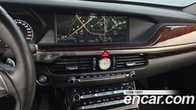 Genesis EQ900 Prestige, 2016 15