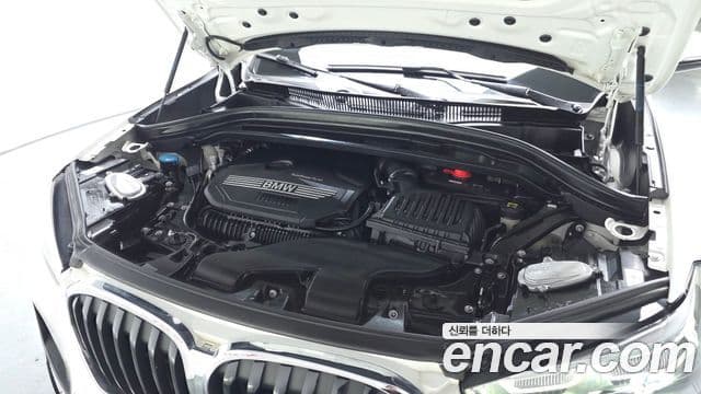 BMW X1 (F48) xDrive 20i Advantage, 2020 6