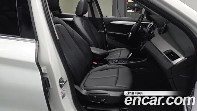 BMW X1 (F48) xDrive 20i Advantage, 2020 10