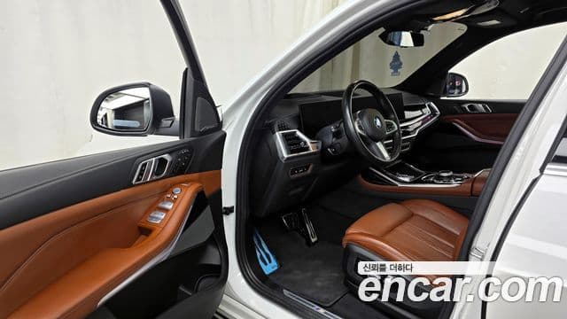 BMW X7 (G07) xDrive 40i M Sport 6인승, 2024 10
