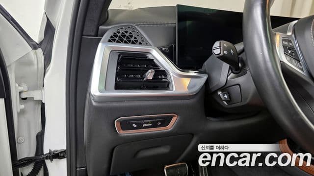 BMW X7 (G07) xDrive 40i M Sport 6인승, 2024 16