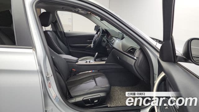 BMW 3시리즈 (F30), 2015 12