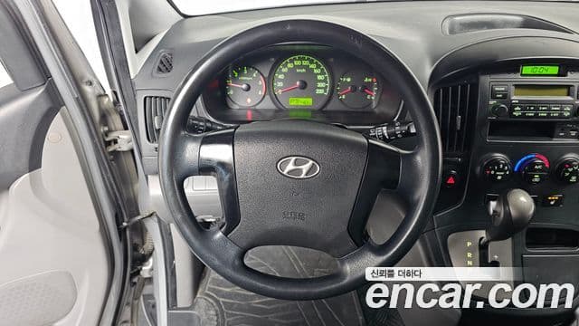 Hyundai Grand Starex CVX Deluxe, 2015 13