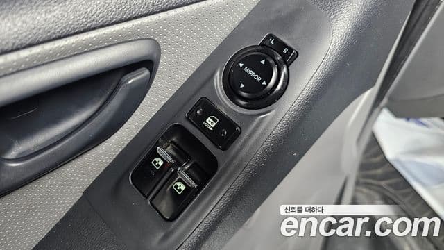 Hyundai Grand Starex CVX Deluxe, 2015 14