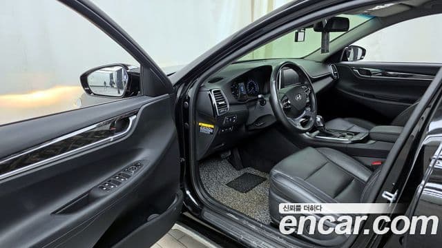 Hyundai Grandeur IG Premium, 2019 10