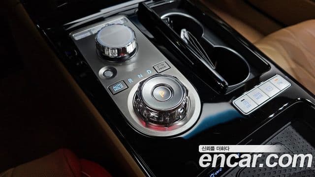 Genesis G80 (RG3) бензин 2.5 турбо AWD, 2025 9