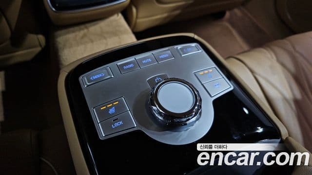 Genesis G80 (RG3) бензин 2.5 турбо AWD, 2025 19