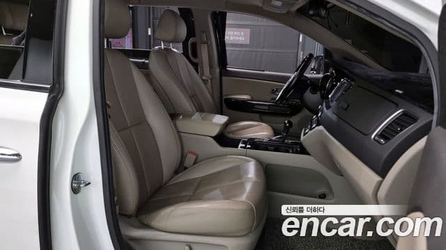 Kia All New Carnival President, 2016 10