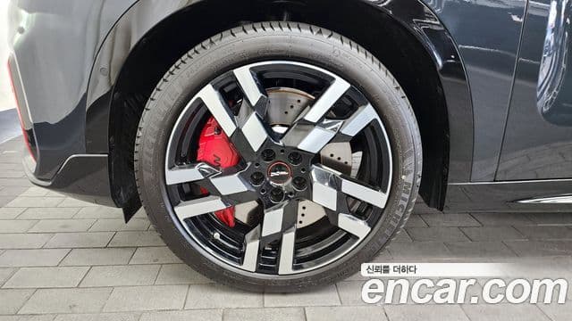 Mini Cooper S Countryman 3세대 ALL4 JCW, 2025 все фото