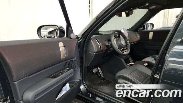 Mini Cooper S Countryman 3세대 ALL4 JCW, 2025 10
