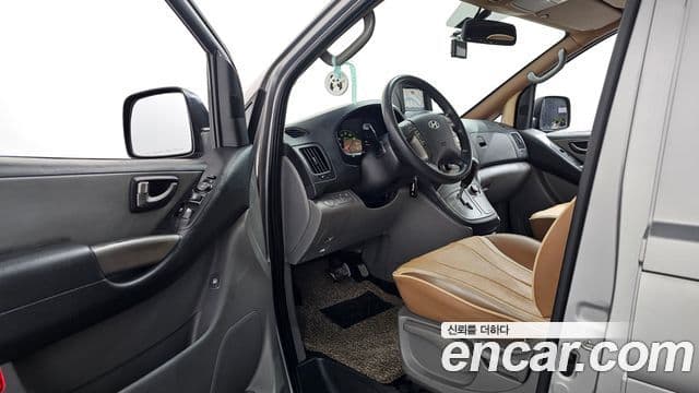 Hyundai Grand Starex 4WD кемпер, 2016 10