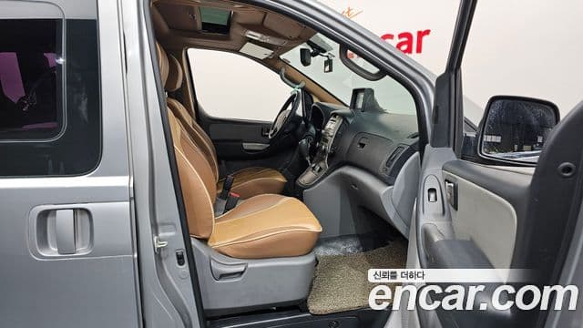 Hyundai Grand Starex 4WD кемпер, 2016 11