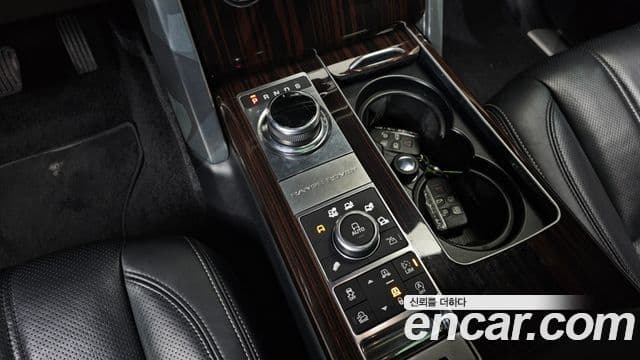 Land Rover Range Rover 4세대 4.4 SDV8 Vogue SE дизель, 2017 9