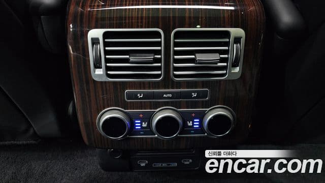 Land Rover Range Rover 4세대 4.4 SDV8 Vogue SE дизель, 2017 18