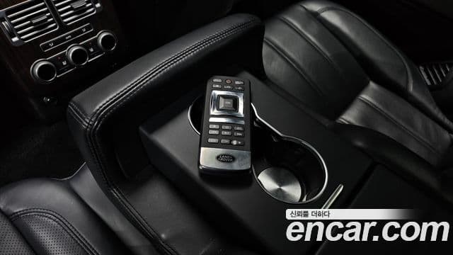 Land Rover Range Rover 4세대 4.4 SDV8 Vogue SE дизель, 2017 19